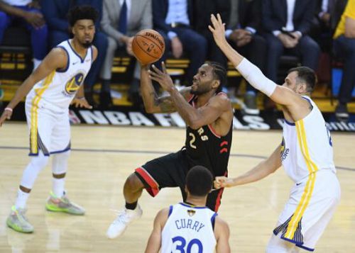  NBA不朽传奇：十大几乎无法撼动的篮球纪录