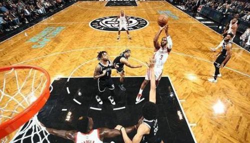 NBA战报：雷霆力克马刺，豪取三连胜