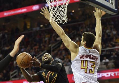  NBA新赛季群雄逐鹿，凯尔特人展现卫冕冠军风采